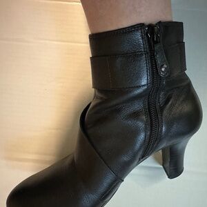 Leather ankle boots